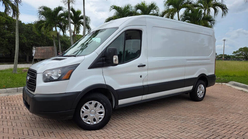 2018 FORD Transit