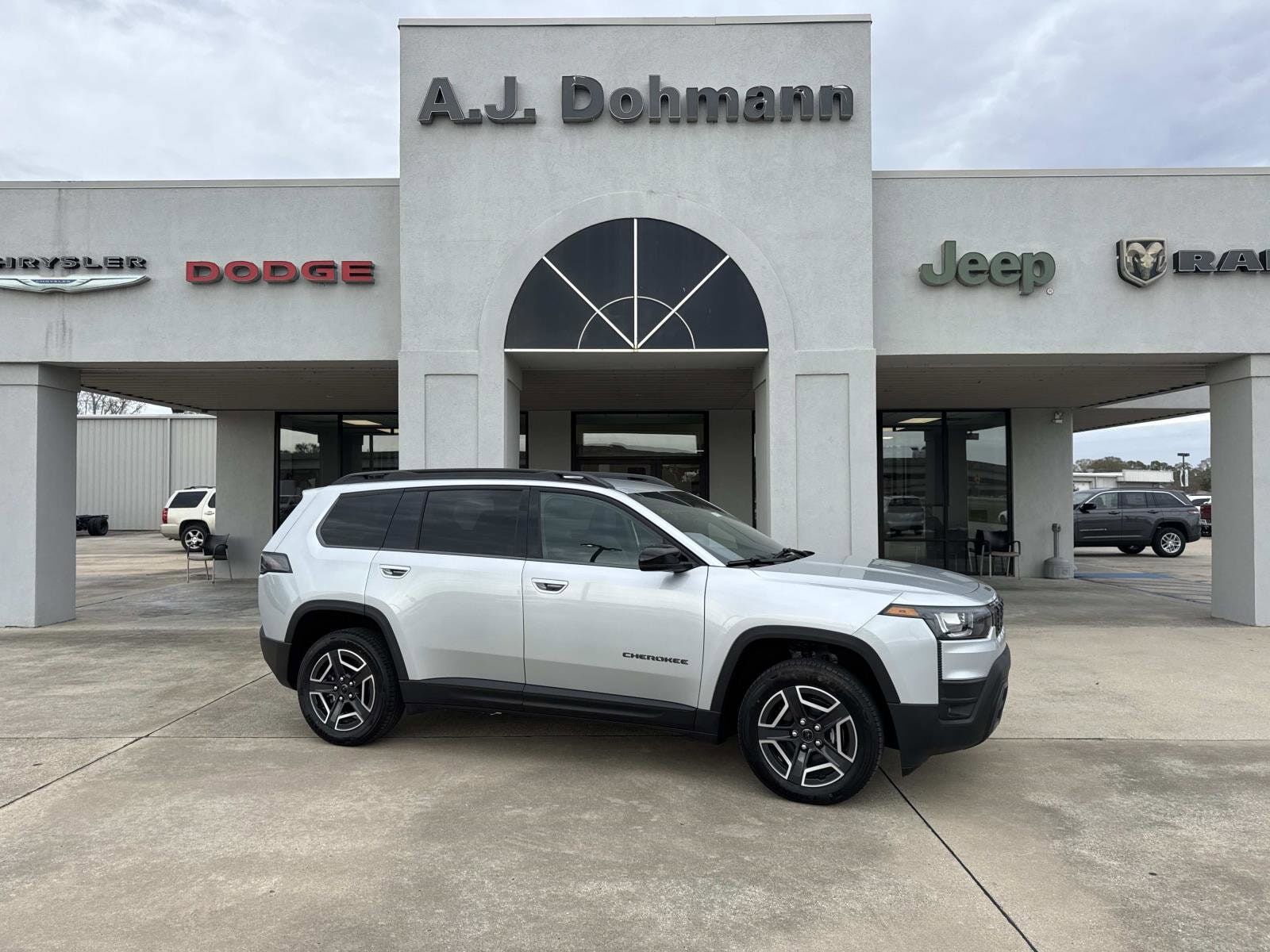 2026 JEEP Cherokee