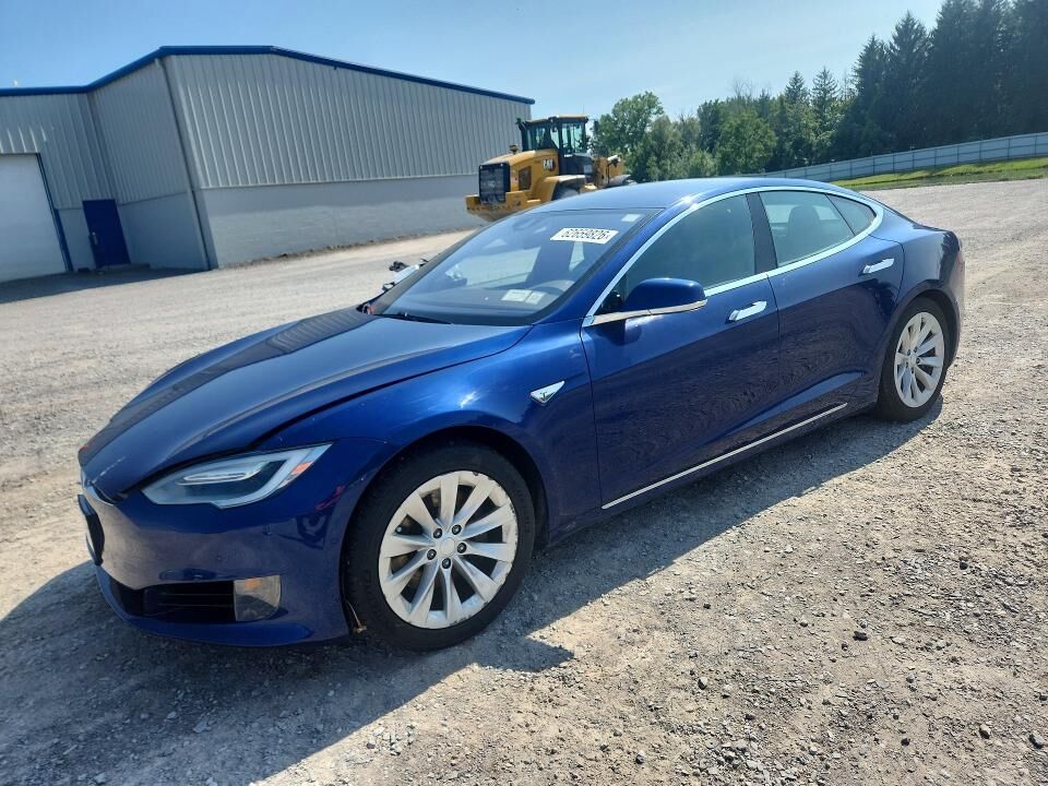 2016 TESLA Model S