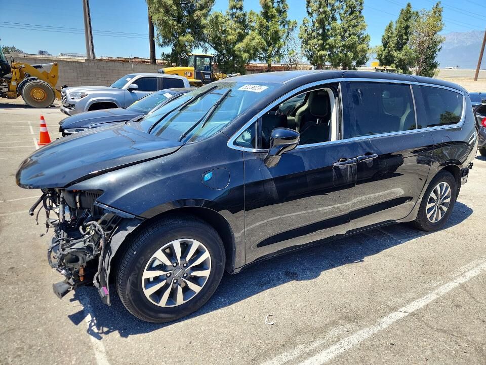 2024 CHRYSLER Pacifica