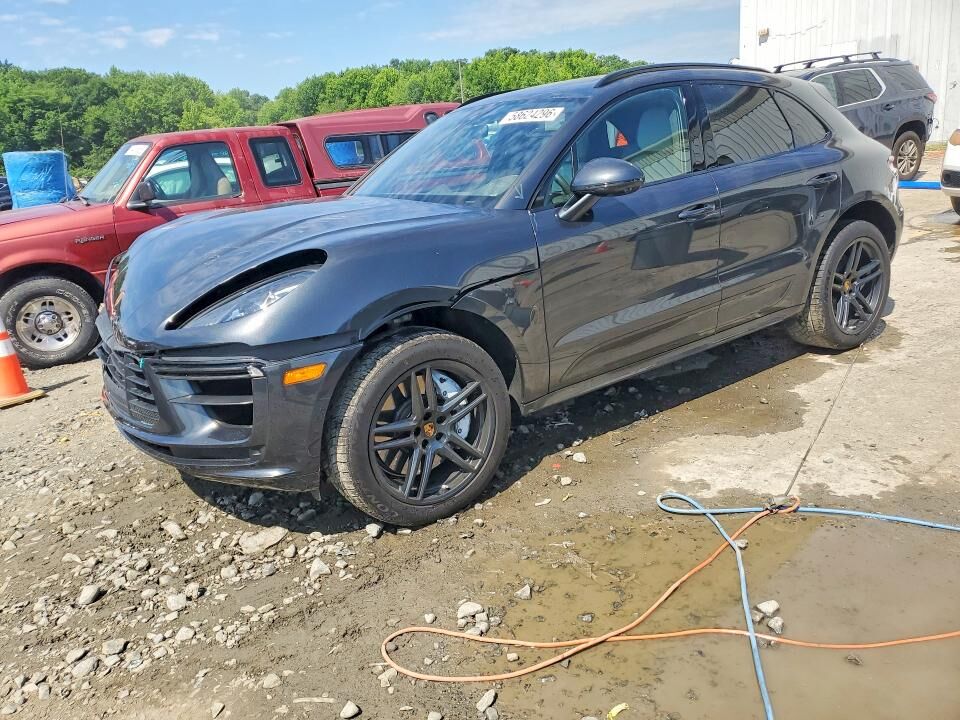 2021 PORSCHE Macan