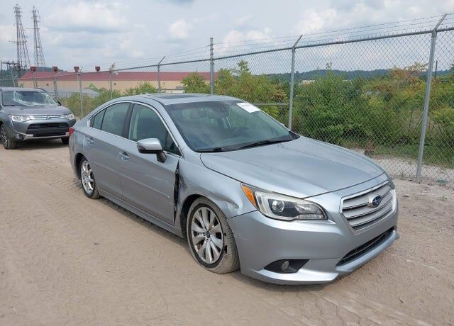 2016 SUBARU Legacy