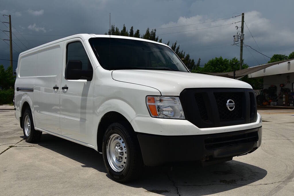 2018 NISSAN NV