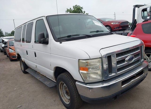 2010 FORD E-350