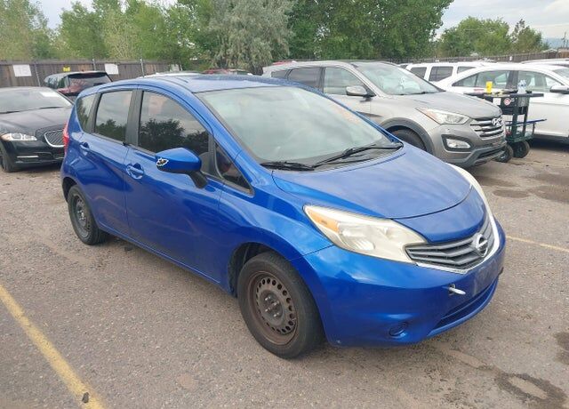 2015 NISSAN Versa