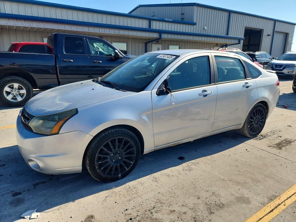 2010 FORD Focus