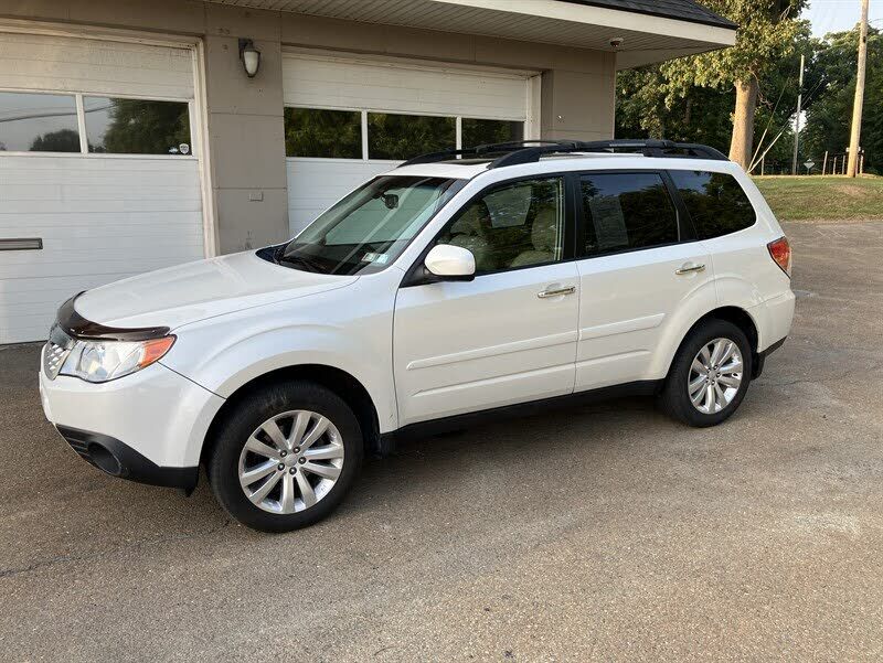 2013 SUBARU Forester