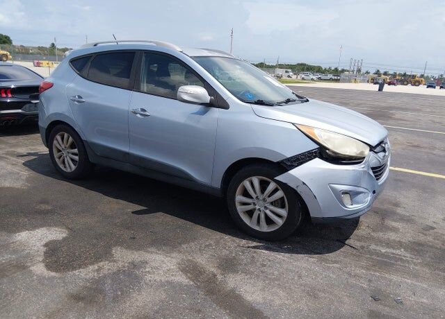 2013 HYUNDAI Tucson