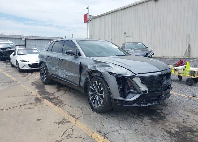 2024 CADILLAC Lyriq