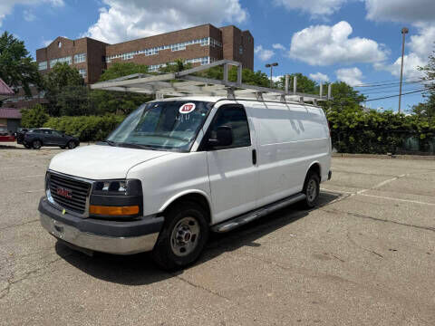 2016 GMC Savana