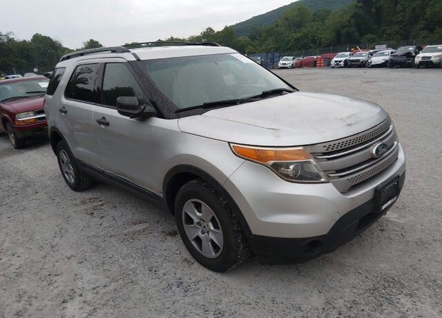 2011 FORD Explorer