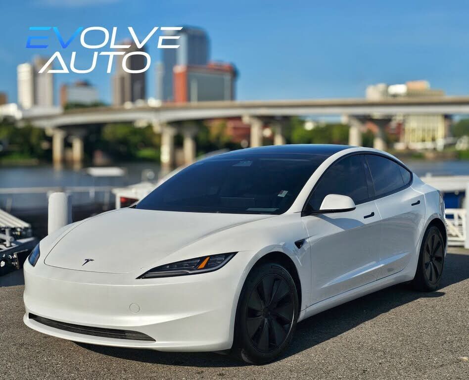 2024 TESLA Model 3