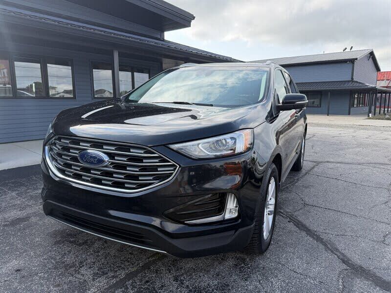 2020 FORD Edge