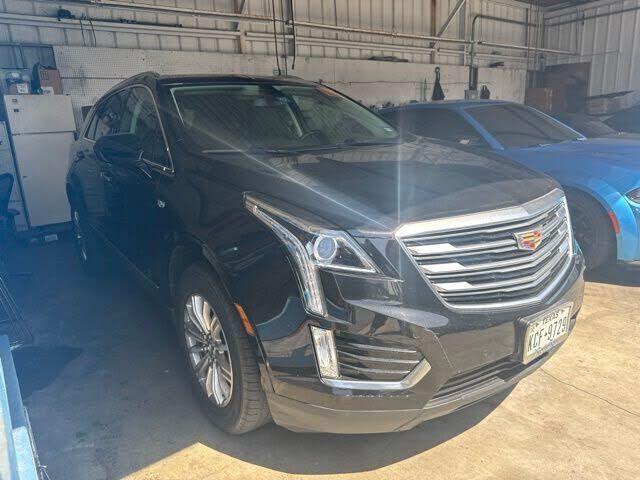2017 CADILLAC XT5