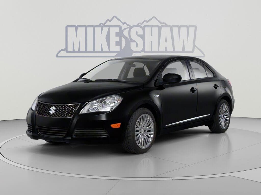 2010 SUZUKI Kizashi