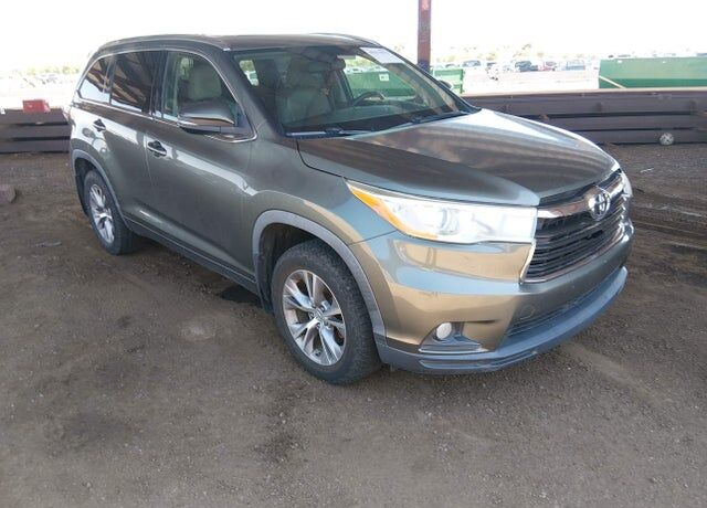2014 TOYOTA Highlander