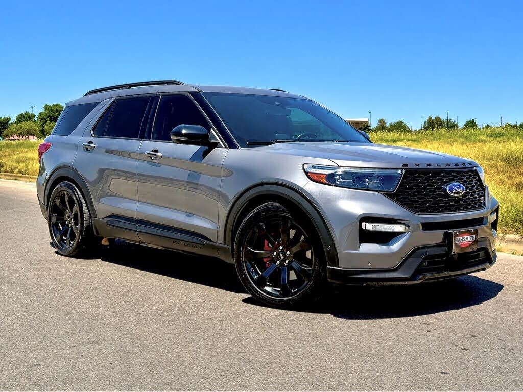 2021 FORD Explorer