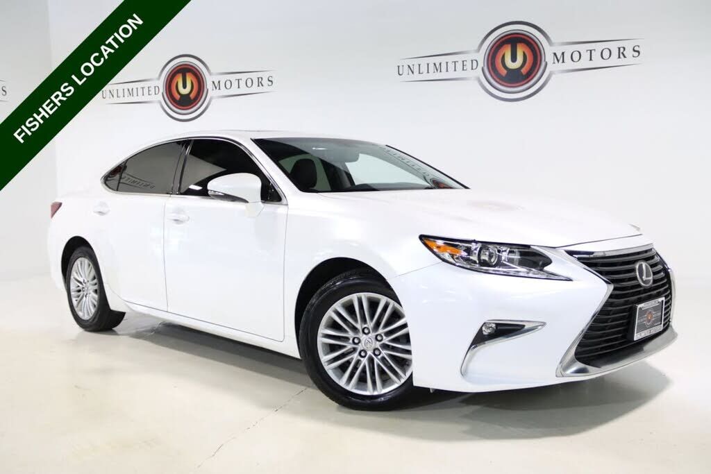 2016 LEXUS ES