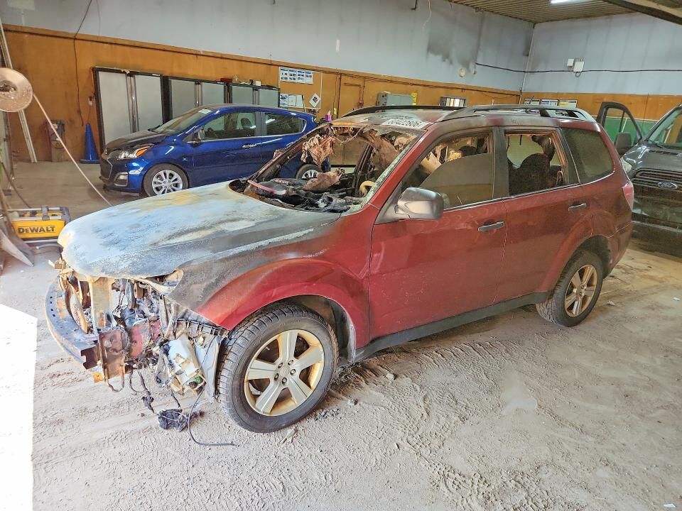 2013 SUBARU Forester