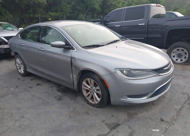2015 CHRYSLER 200