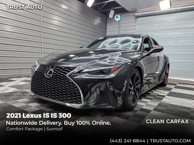 2021 LEXUS IS