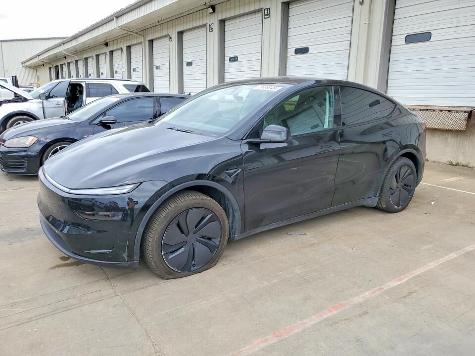 2026 TESLA Model Y