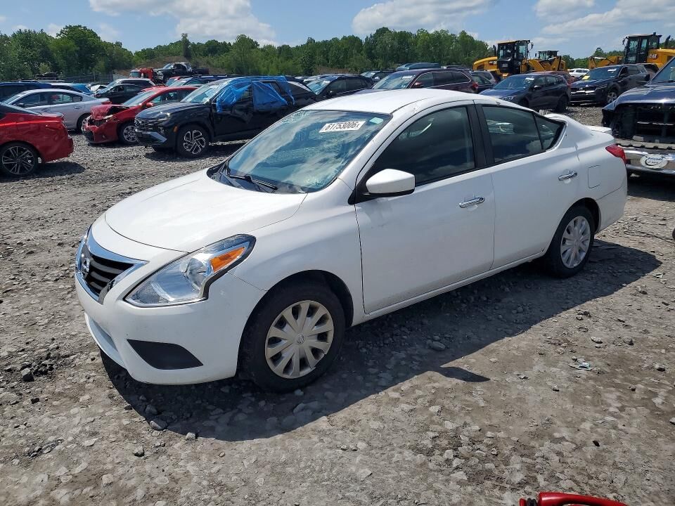 2018 NISSAN Versa
