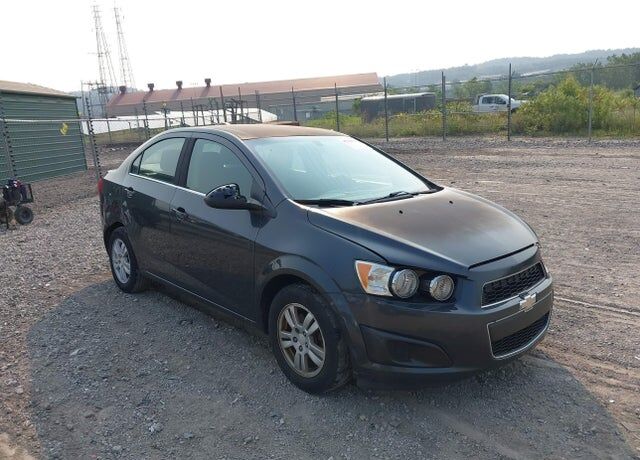 2016 CHEVROLET Sonic