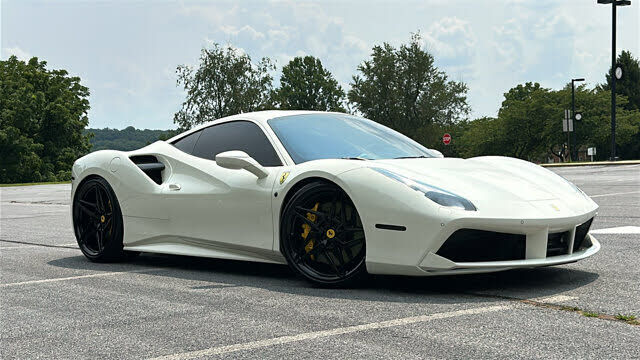 2017 FERRARI 488 GTB