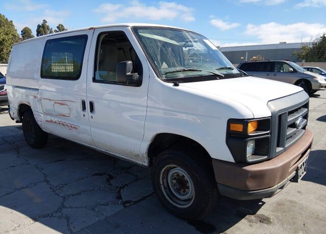 2013 FORD E-150
