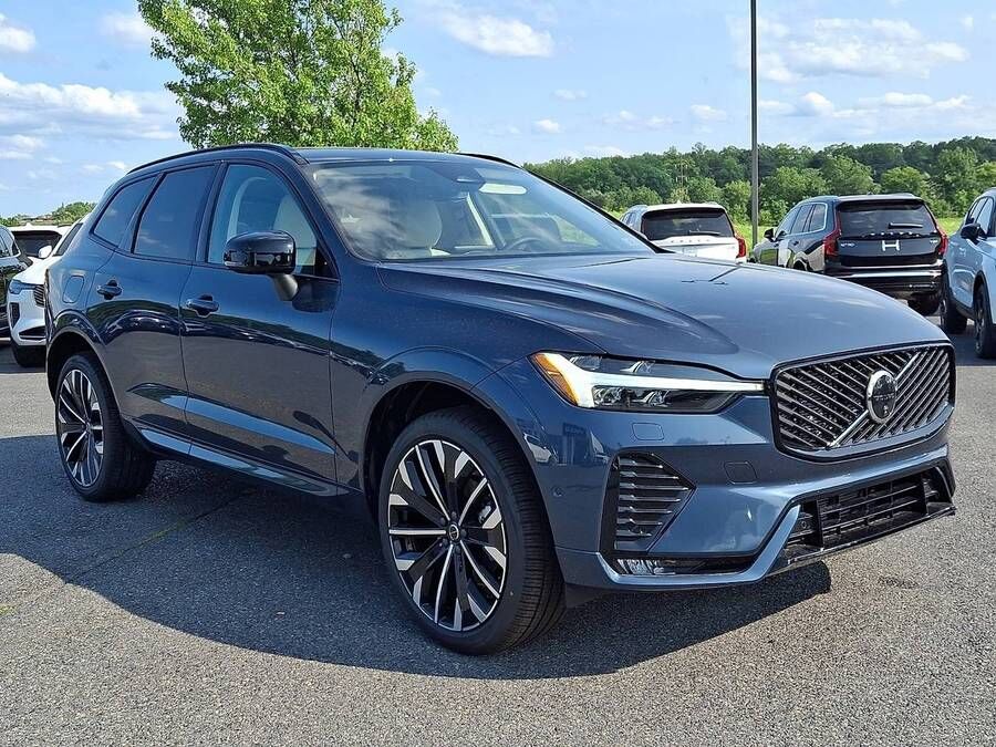 2026 VOLVO XC60