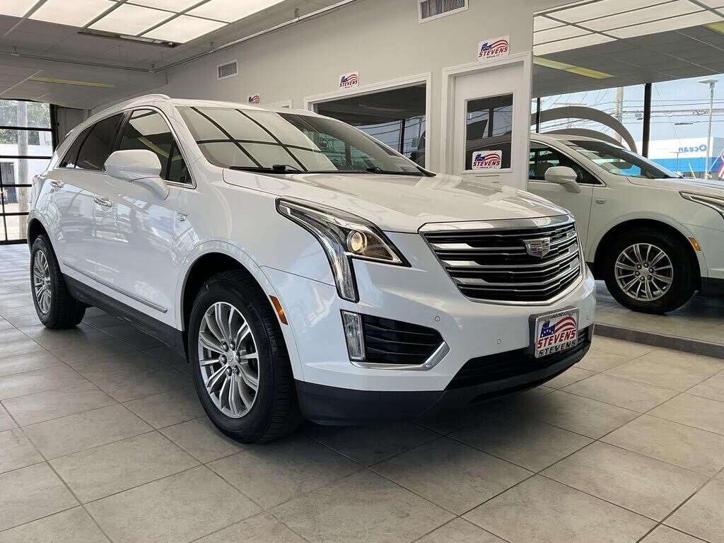 2017 CADILLAC XT5