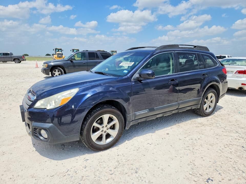 2013 SUBARU Outback