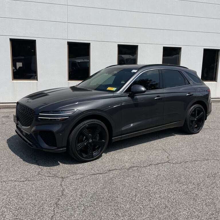2023 GENESIS GV70
