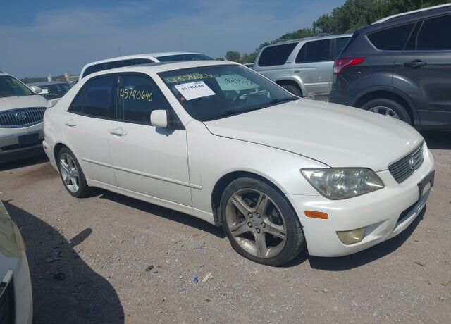 2001 LEXUS IS