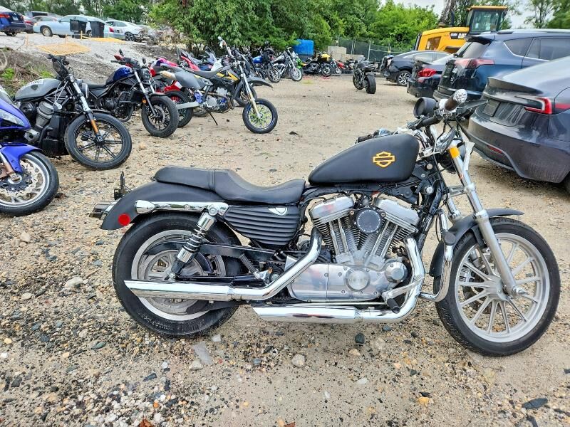 2008 HARLEY DAVIDSON Sportster 883