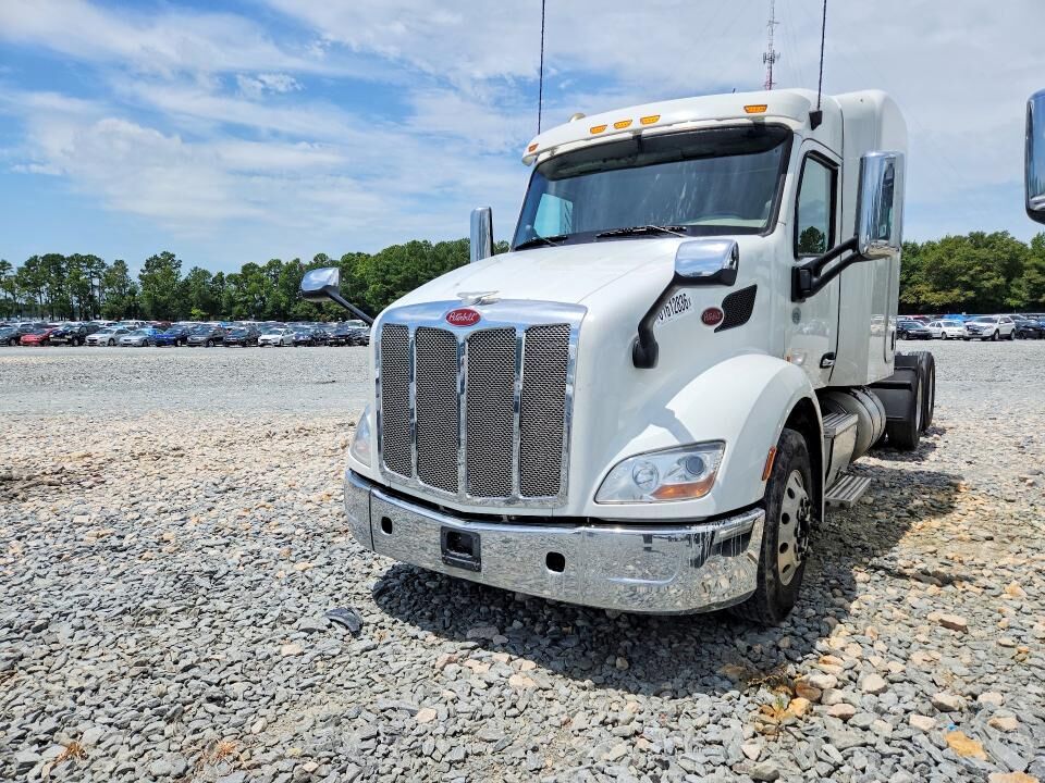 2018 PETERBILT 579