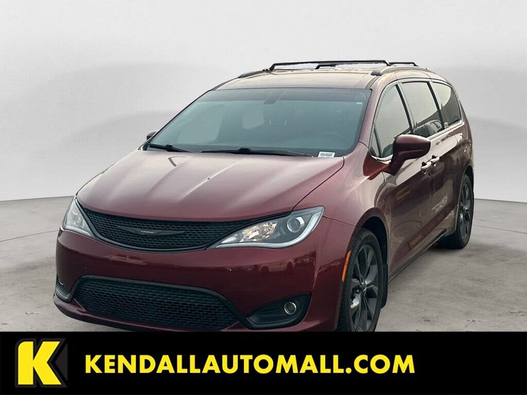 2020 CHRYSLER Pacifica