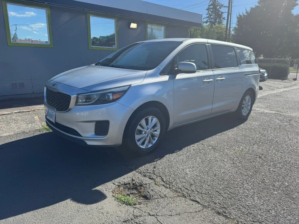 2017 KIA Sedona