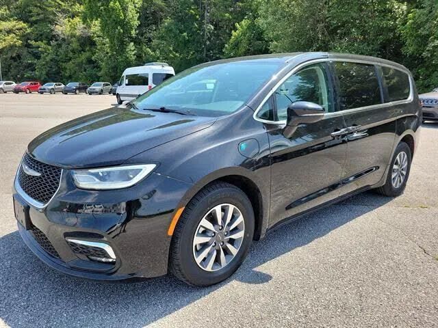 2024 CHRYSLER Pacifica