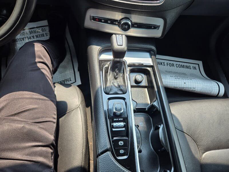 2018 VOLVO XC90