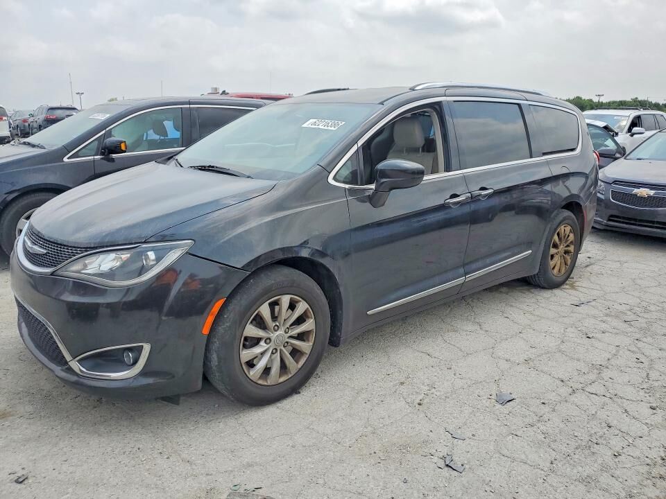 2018 CHRYSLER Pacifica