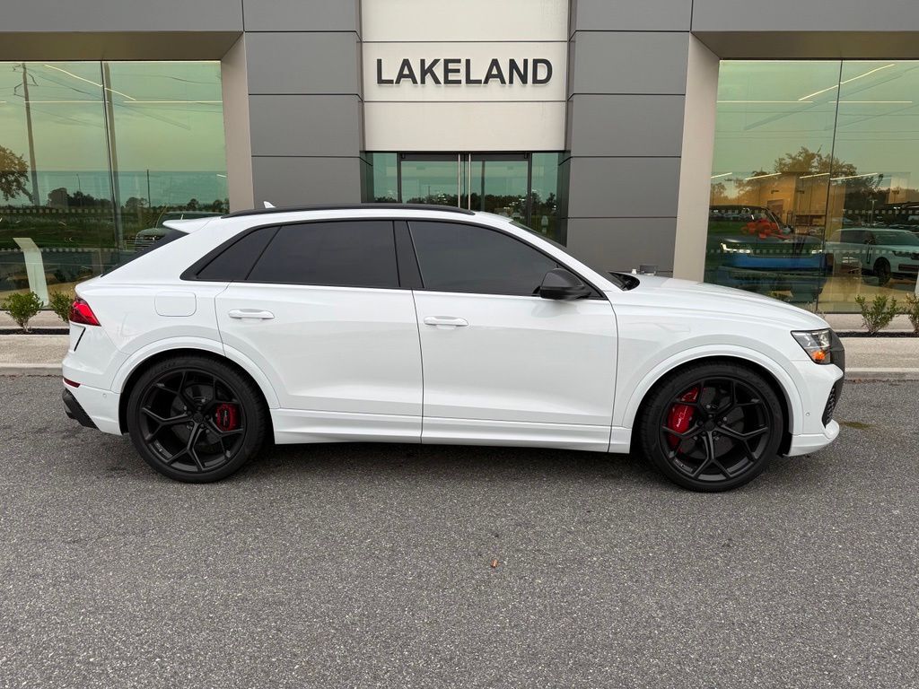 2026 AUDI RS Q8