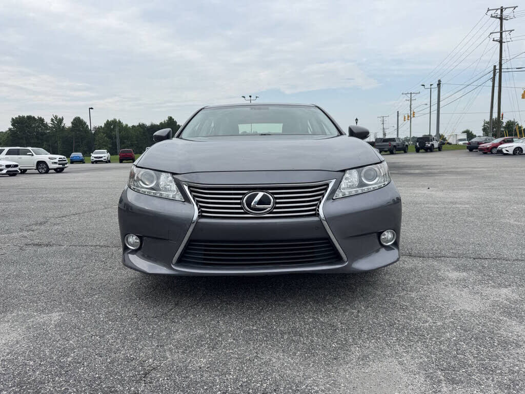 2013 LEXUS ES