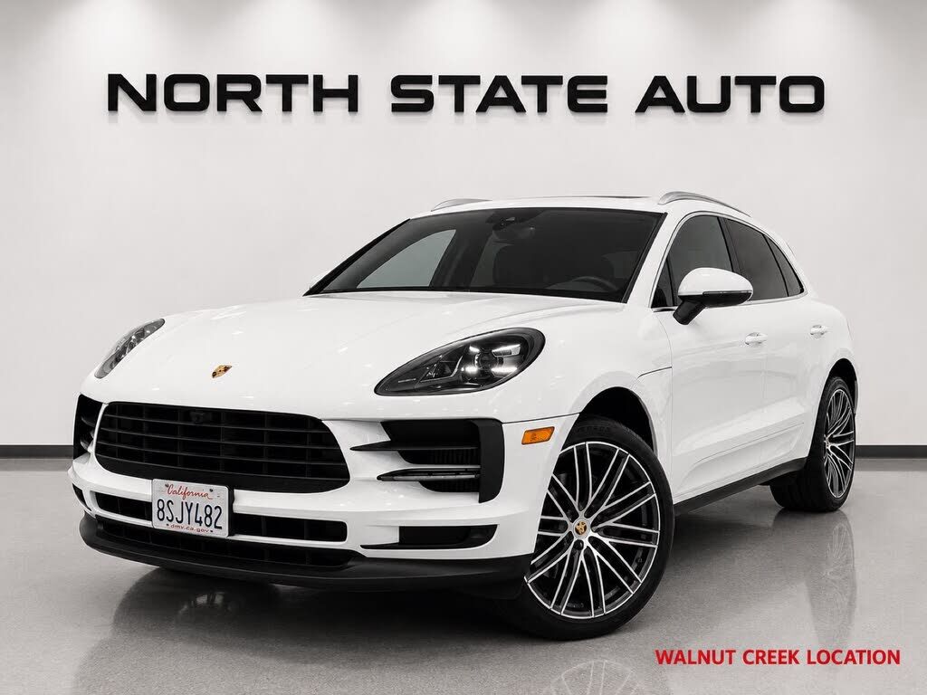 2020 PORSCHE Macan
