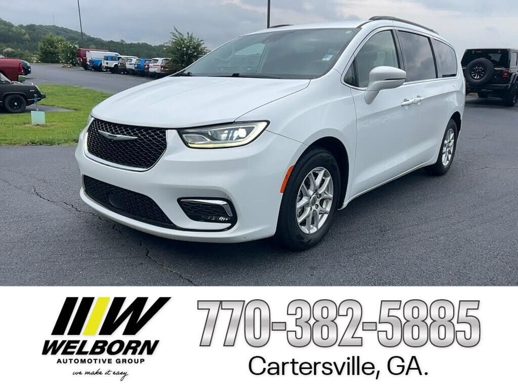 2022 CHRYSLER Pacifica