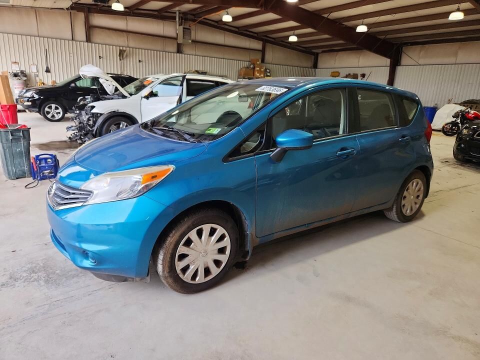 2016 NISSAN Versa