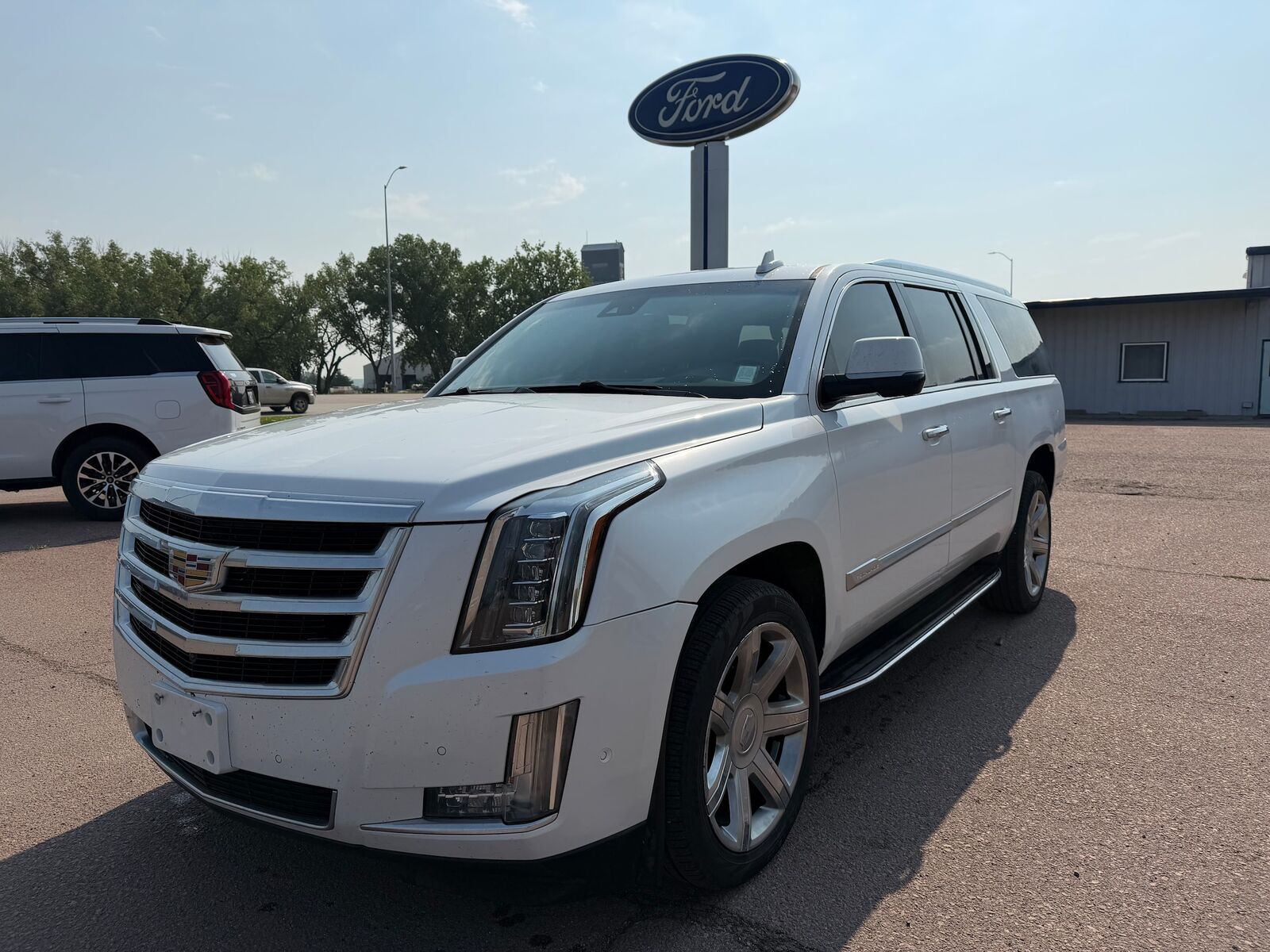 2020 CADILLAC Escalade ESV