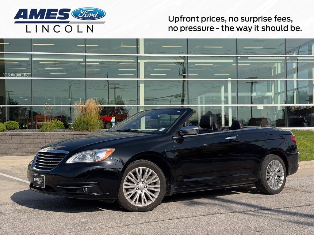 2011 CHRYSLER 200