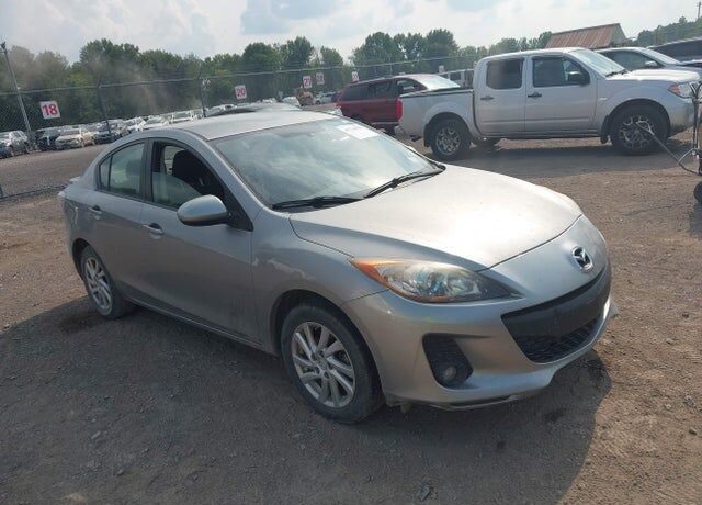 2012 MAZDA Mazda3